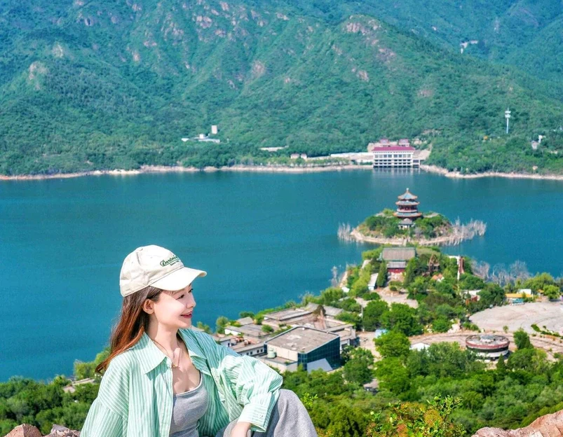 卧龙堂 - 北京市旅游 1