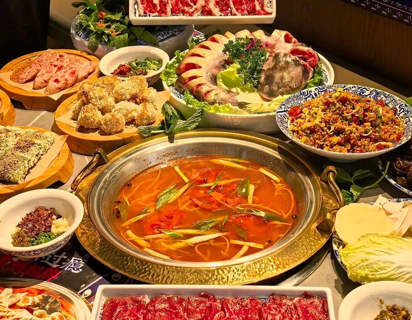 亮欢寨子贵州酸汤鱼·鲜牛肉火锅(金辉广场店) - 西安市旅游 1