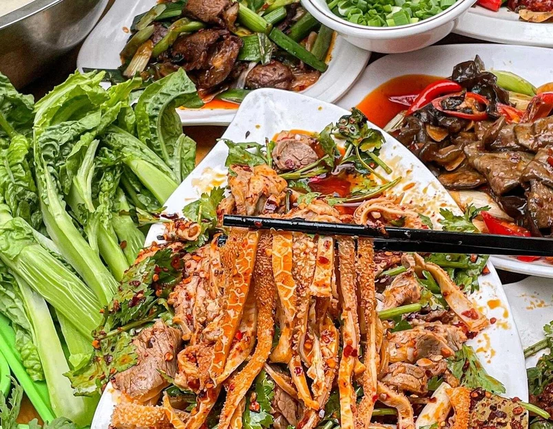肖神仙·非遗羊肉汤(橡树林总店) - 成都市旅游 1