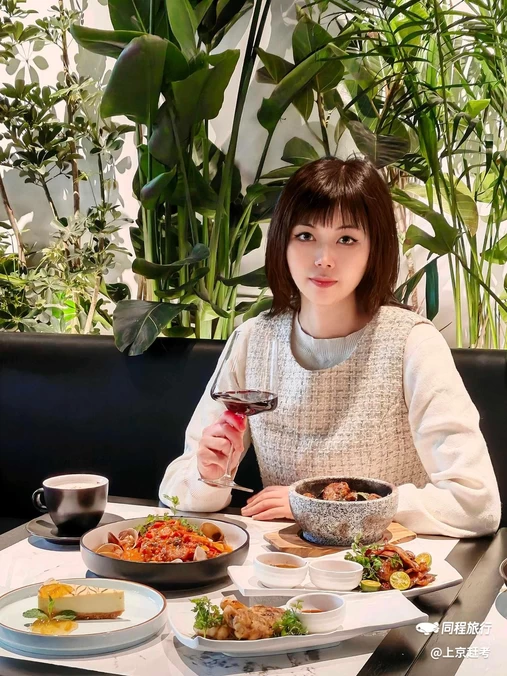 B&W Bistro黑与白·新加坡融合菜 - 上海市旅游