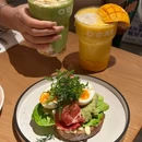 Oeat Blossom&Pelican(万象城店) - 南宁市旅游 缩略图 1