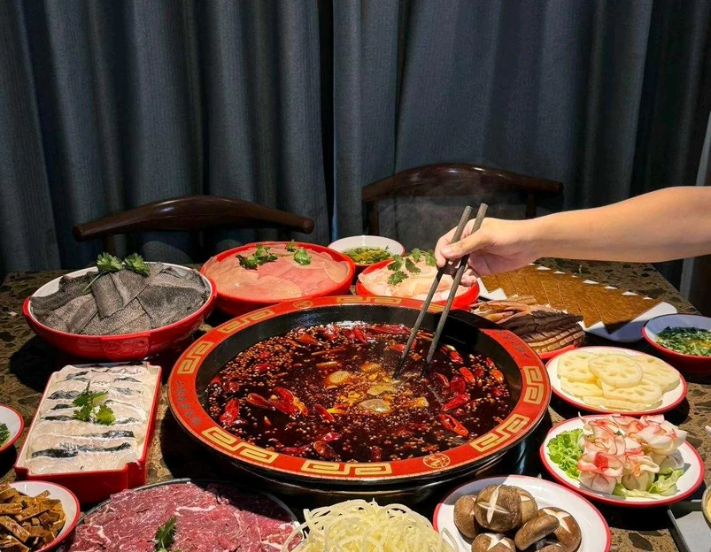 二码头老火锅(彩云湖店) - 重庆市旅游 1