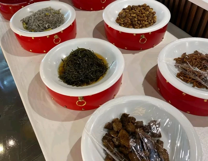 比如世界购物中心-西门 - 北京市旅游 1
