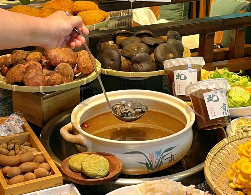 汤巴适·云南野生菌健康火锅(虎坊桥店) - 北京市旅游 1
