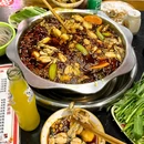 蛙鱼郎美蛙鱼火锅(解放碑店) - 重庆市旅游 缩略图 1