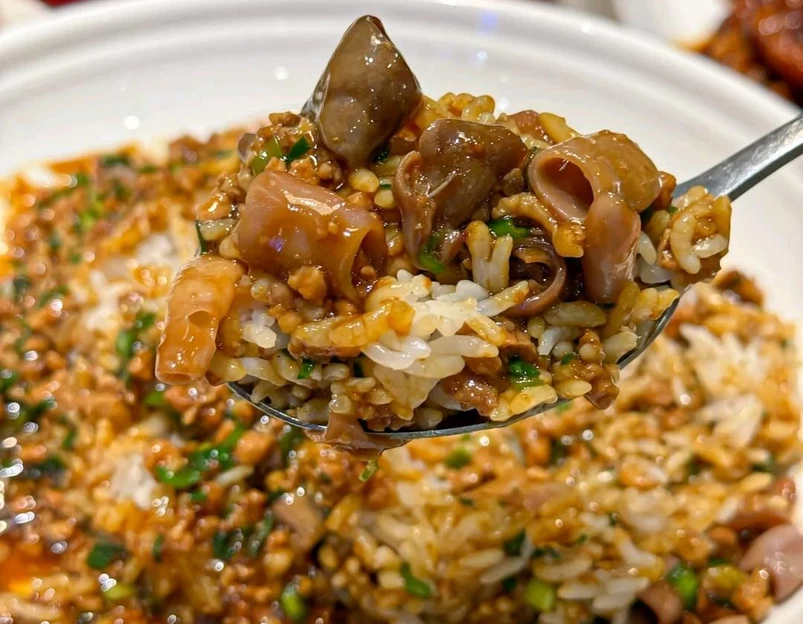 山海菜馆·海肠捞饭·青岛菜(栈桥店) - 青岛市旅游 1