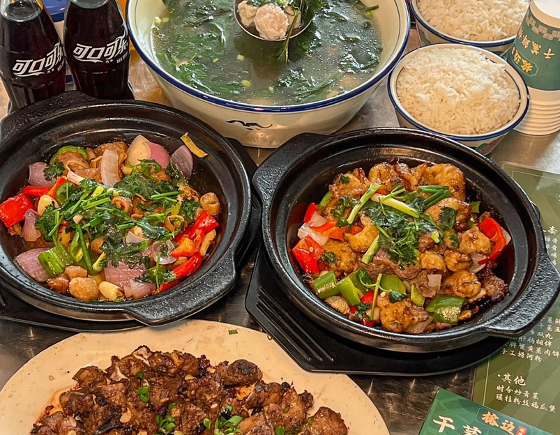 榕边干蒸鲜排骨·啫啫煲(坂田店) - 深圳市旅游 1