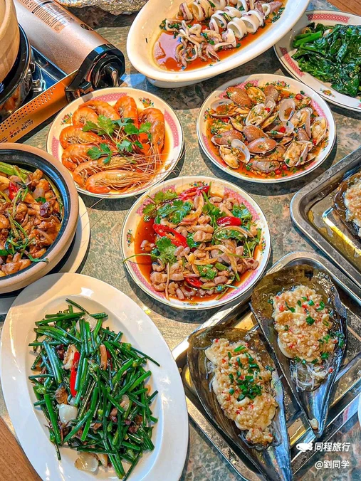 凤添吉·小海鲜醉鸡煲·广式排挡(紫荆广场店) - 上海市旅游