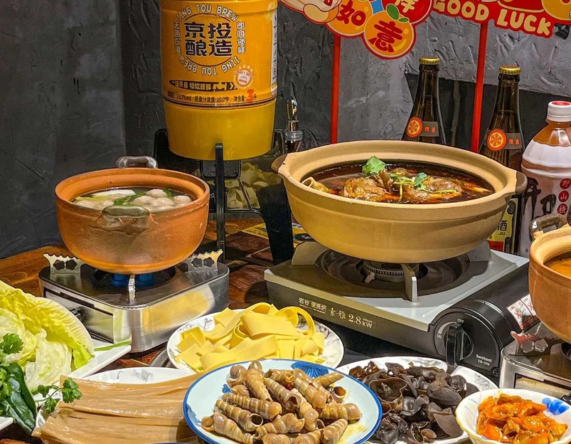 百味源砂锅火锅·夜市大排档(首经贸店) - 北京市旅游 1