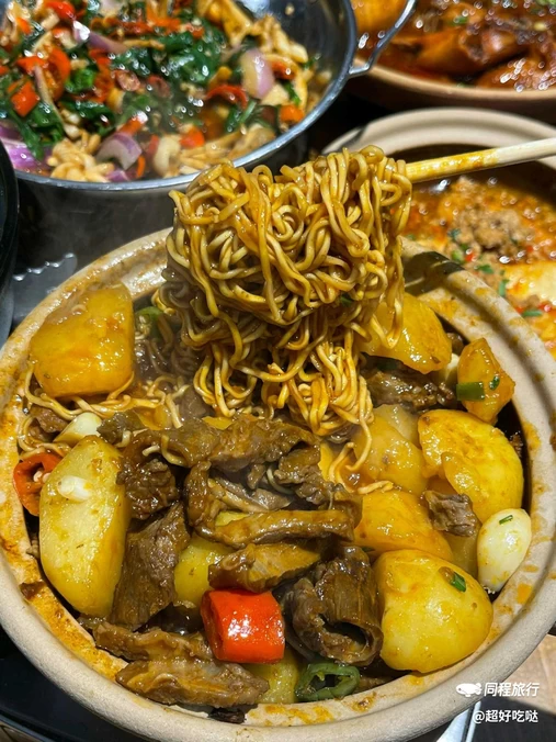 智负食堂·老长沙口味菜(东湖景园店) - 武汉市旅游