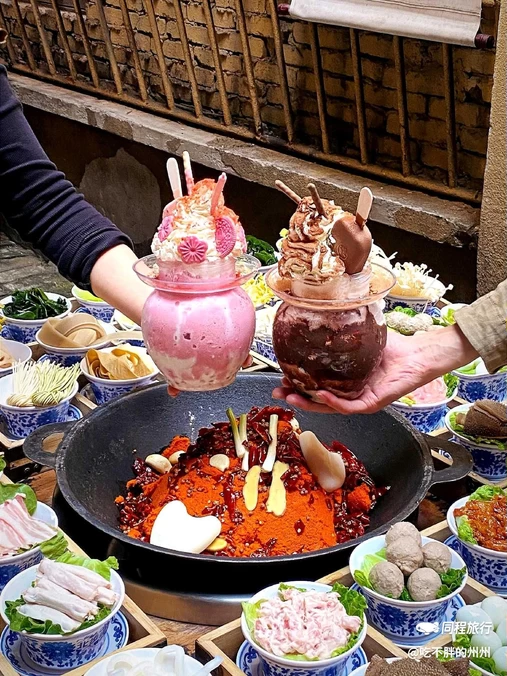 洪崖洞 - 重庆市旅游