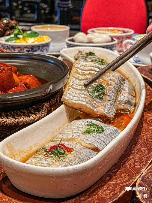 大宝口福·龙虾烧烤·牛羊肉火锅(张江店) - 上海市旅游