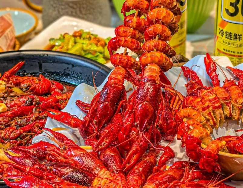 夺胃-小龙虾烧烤烤鱼(龙盛国际商业广场店) - 上海市旅游 1