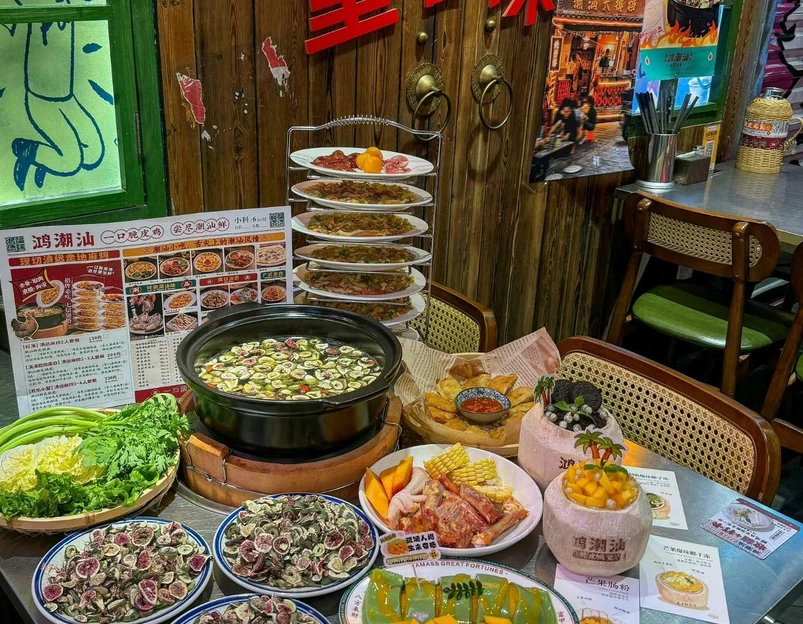 鸿潮汕脆皮鸡煲(五道口店) - 北京市旅游 1
