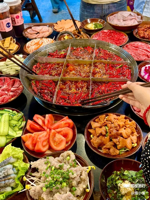 燕姐老火锅(小龙坎店) - 重庆市旅游