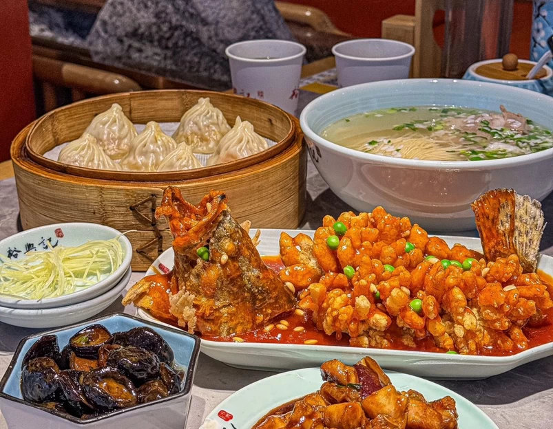 裕兴记·蟹黄面馆(八佰伴店) - 上海市旅游 1