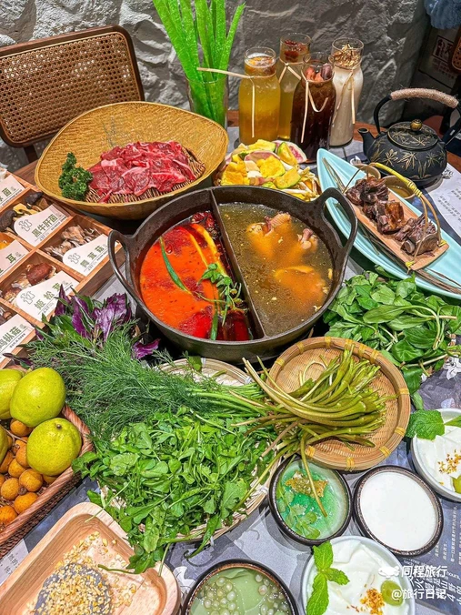 山茑茑山野火锅(上海首店) - 上海市旅游