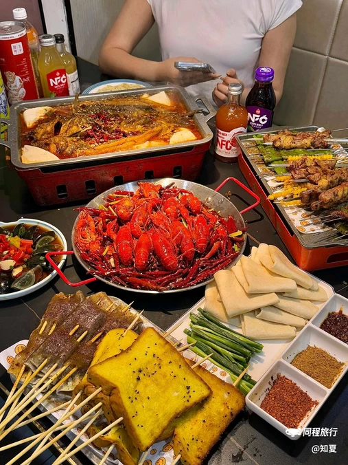苏皖大牌档·龙虾·烧烤(文体路店) - 南京市旅游