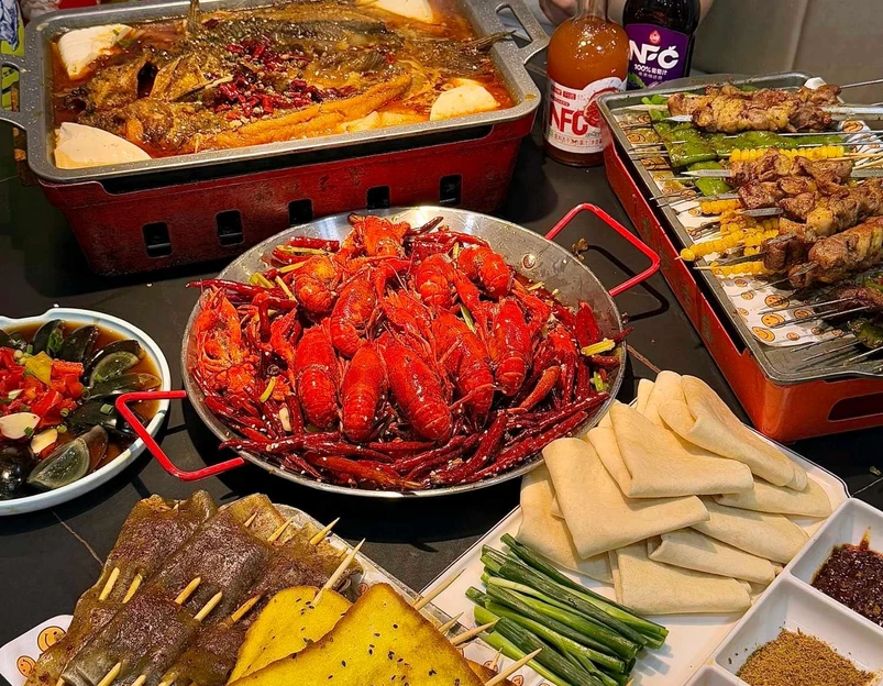 苏皖大牌档·龙虾·烧烤(文体路店) - 南京市旅游 1