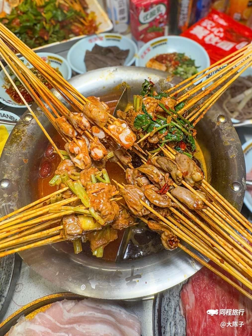 牛天宝自助牛肉串串香(宝安海雅店) - 深圳市旅游