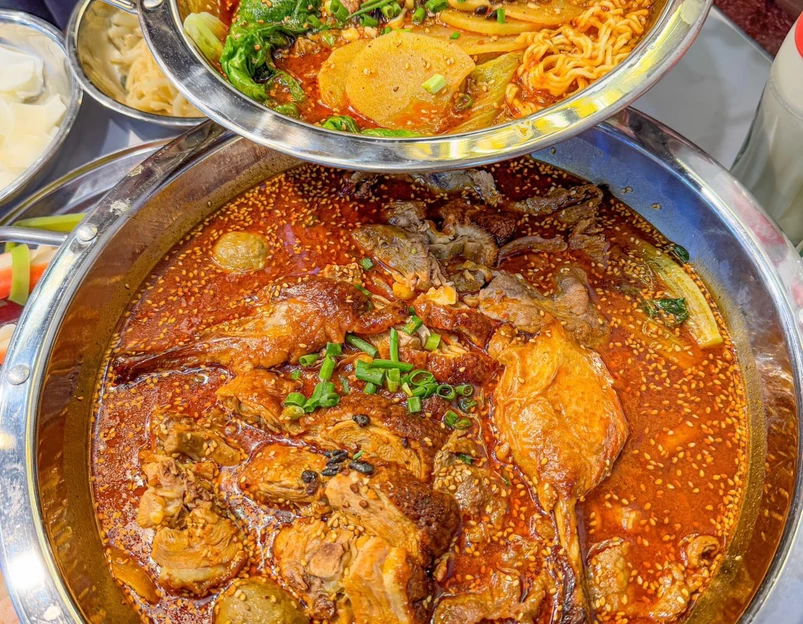 以川冒菜·冒烤鸭(福田新天地店) - 深圳市旅游 1