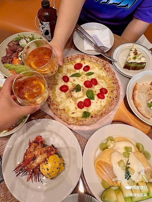 Bee Cafe(万象城店) - 南宁市旅游