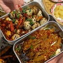 呷不穷·长沙市井菜(海宁路店) - 上海市旅游 缩略图 1