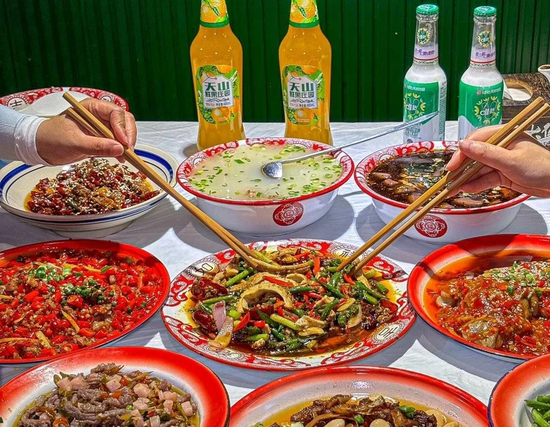 盘丝大仙·山城下饭菜 - 重庆市旅游 1