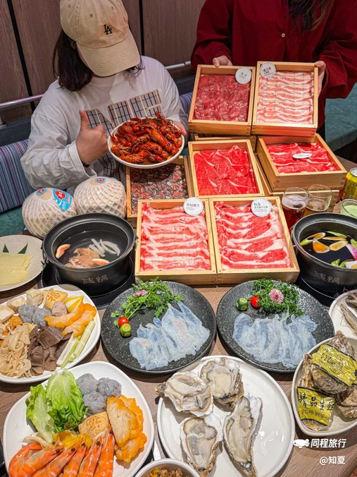 浅锅山海食集·和牛寿喜烧放题(杭州中心店) - 杭州市旅游