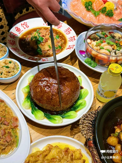 小渔船焖鱼馆(沈河店) - 沈阳市旅游