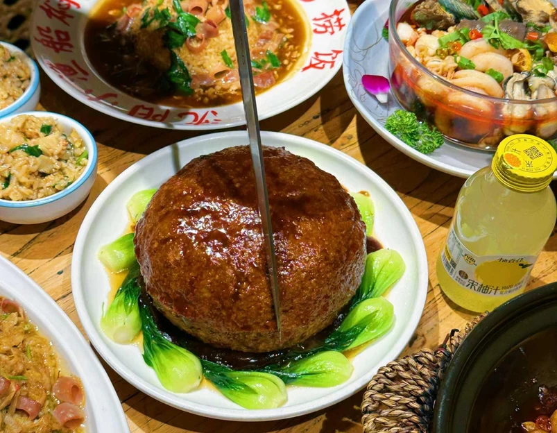 小渔船焖鱼馆(沈河店) - 沈阳市旅游 1