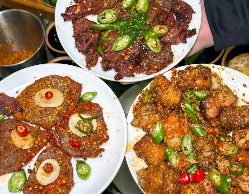 松渡·鲜肉烤肉(汽博店) - 重庆市旅游 1