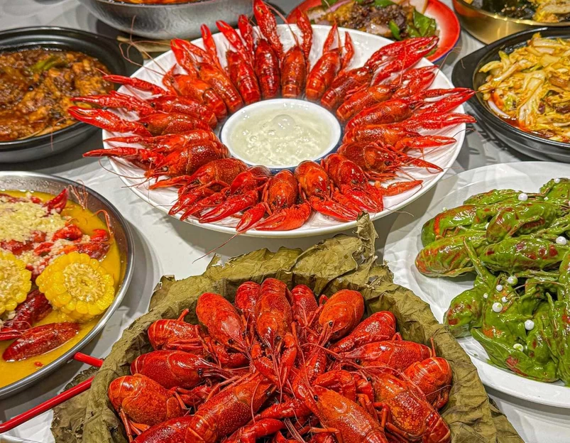 大周龙虾·特色小龙虾·烧烤(万象城店) - 秦皇岛市旅游 1