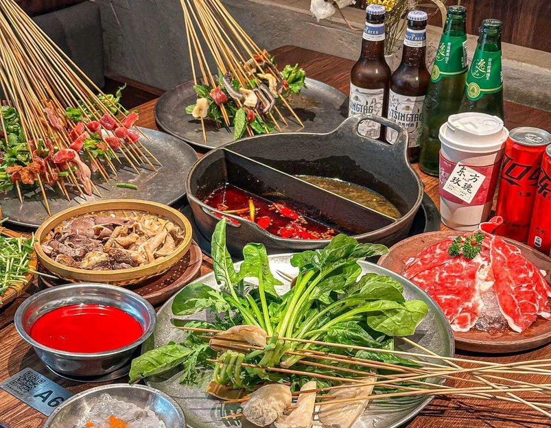 鸣鹤山房·成都串串香火锅茶坊(上海首店) - 上海市旅游 1