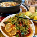 边寨马铃·民族特色·野生菌火锅·火塘烤肉(大理古城店) - 大理白族自治州旅游 缩略图 8