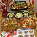 龙玥川菜·豆花饭·夜宵小龙虾(金杨路店) - 上海市旅游 缩略图 1
