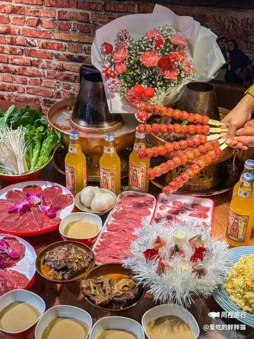 品虾汇·川菜·羊蝎子火锅·龙虾烧烤(宝山月浦店) - 上海市旅游