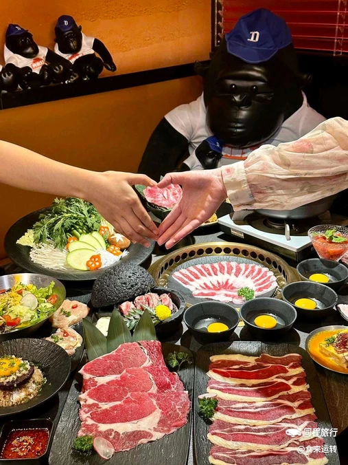 肉山·纯血肋条烧肉(万象城店) - 重庆市旅游