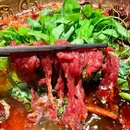 滇牛云南酸菜牛肉火锅(丹尼斯大卫城店) - 郑州市旅游 缩略图 1