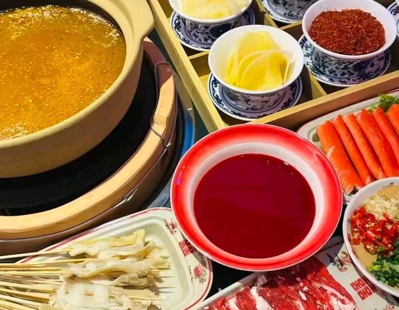 食欲老院子泥炉涮肚(红枫里店) - 郑州市旅游 1