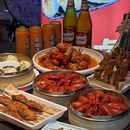 六门市龙虾·烧烤·夜宵大排档 - 上海市旅游 缩略图 1