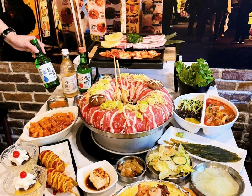 咕咕站韩国料理(紫金港店) - 杭州市旅游 1
