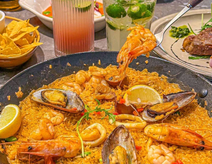 Go Lunch Park够乐派西班牙餐厅&bistro(静安大悦城店) - 上海市旅游 1
