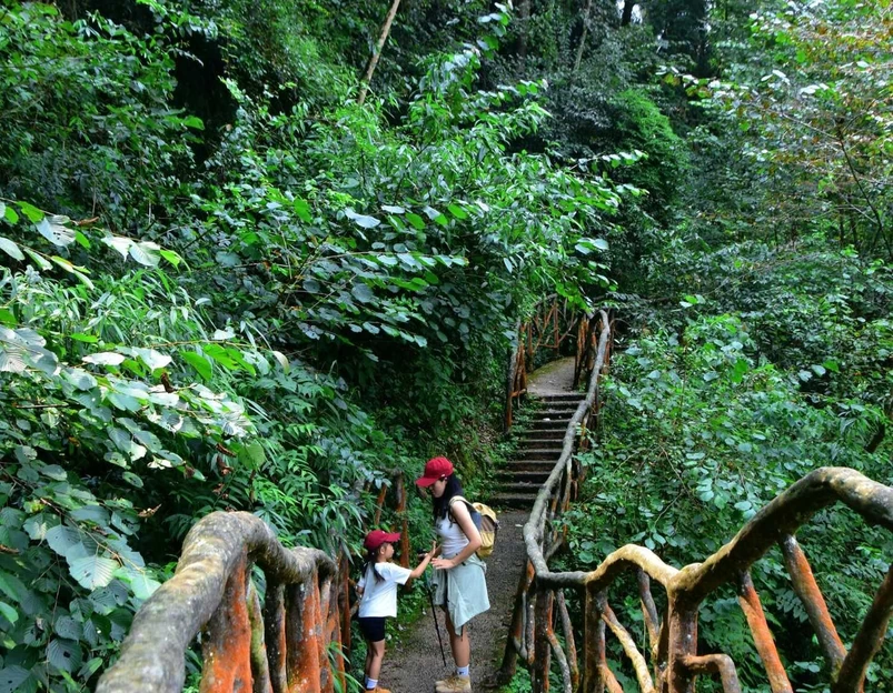 什邡红峡谷 - 德阳市旅游 1