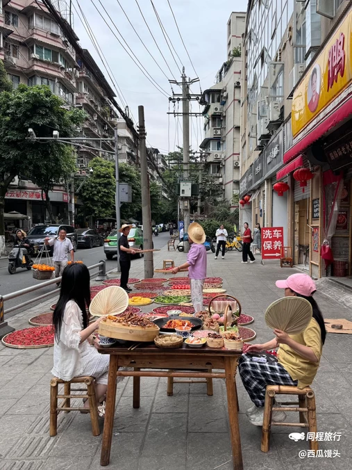 鹏鹏妈老火锅(宽窄巷子店) - 成都市旅游