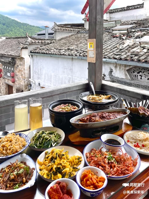 聚八方·地方菜徽菜.臭鳜鱼.毛豆腐 - 黄山市旅游