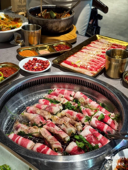 六日都烤牛内脏专门店(总店) - 北京市旅游