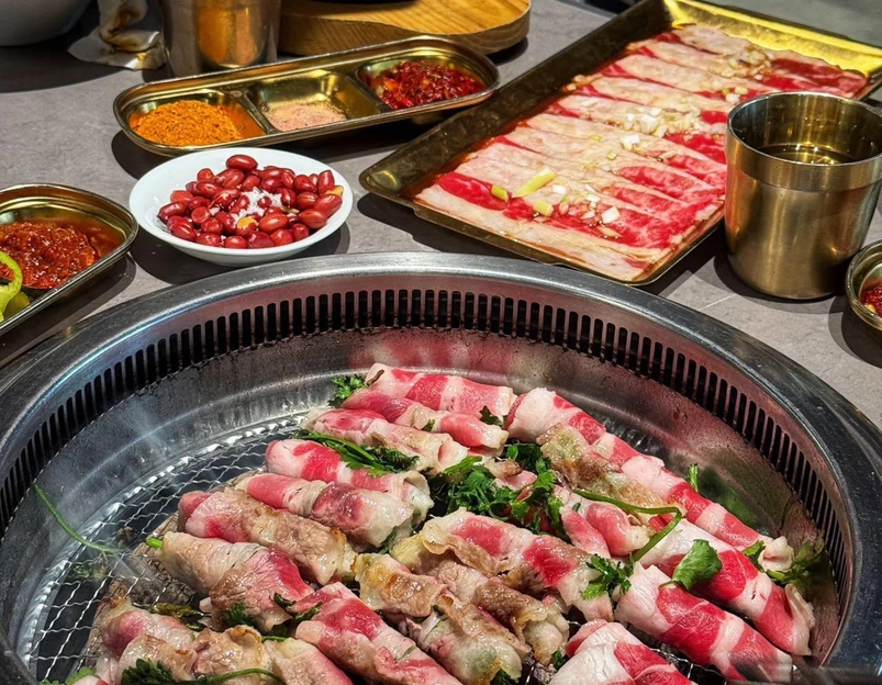六日都烤牛内脏专门店(总店) - 北京市旅游 1