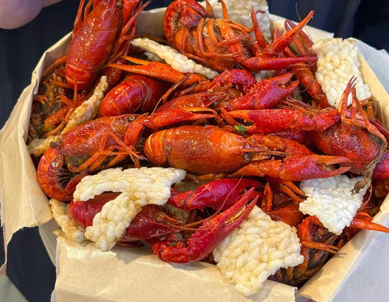 李记红灯笼龙虾馆(渔人码头店) - 长沙市旅游 1