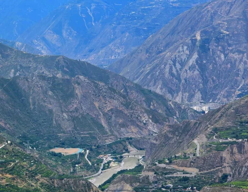 萝卜寨 - 阿坝藏族羌族自治州旅游 1